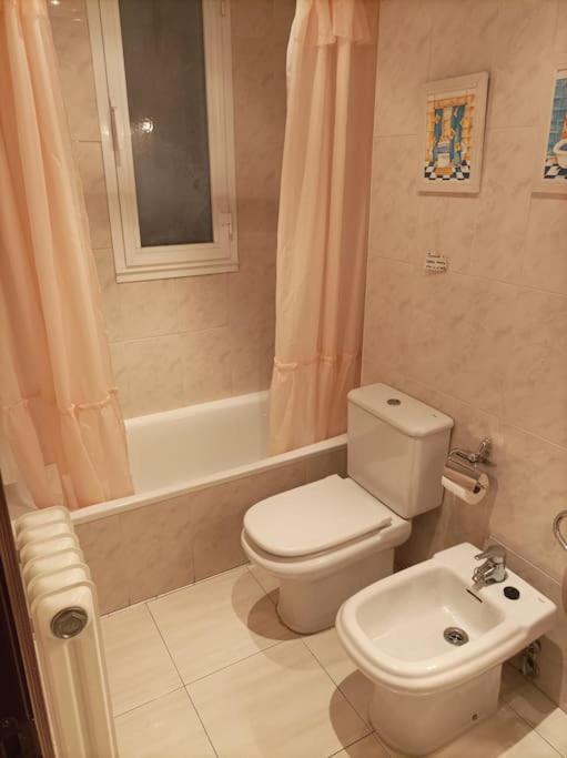 Apartament Baranain By Clabao Pampeluna Zewnętrze zdjęcie